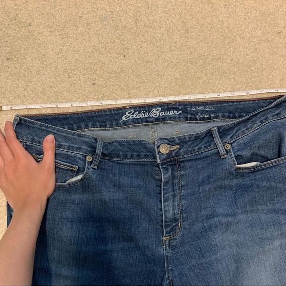 Eddie Bauer women’s size petite 16 slightly curvy boot cut medium wash jeans - Picture 14 of 15